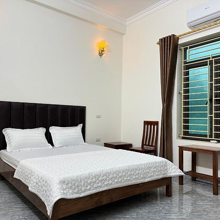 Hotel Minh Thang Nho Quan Zewnętrze zdjęcie